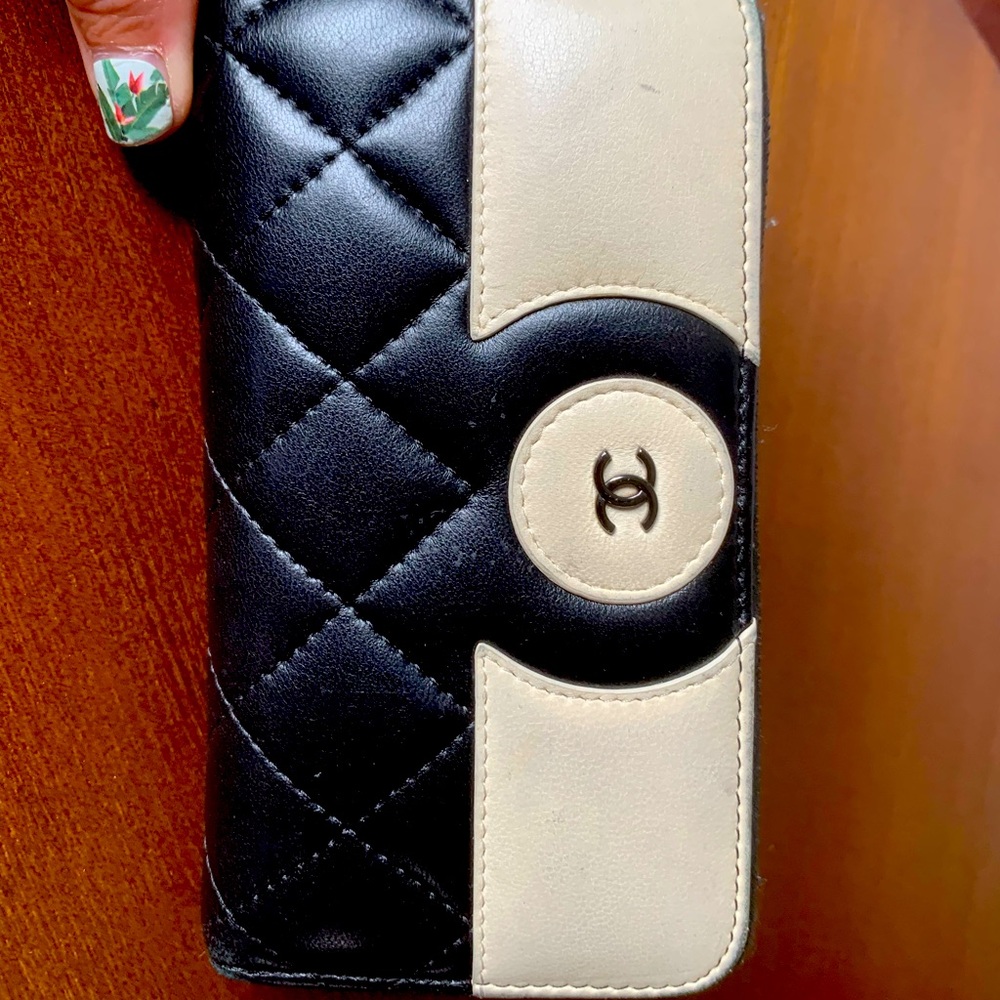 Chanel small wallet